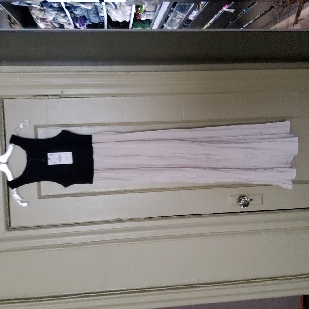 Two-toned Crinkle tank top dress